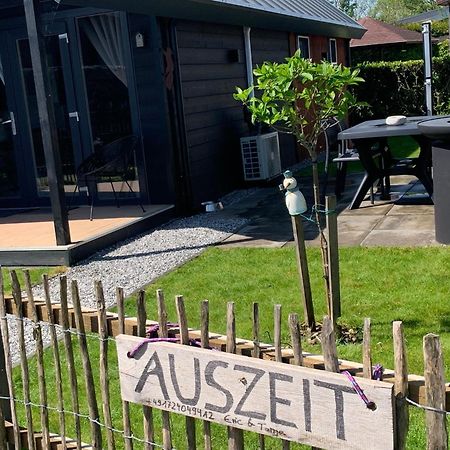 Tiny Haus Auszeit Am See Lathum Exterior photo