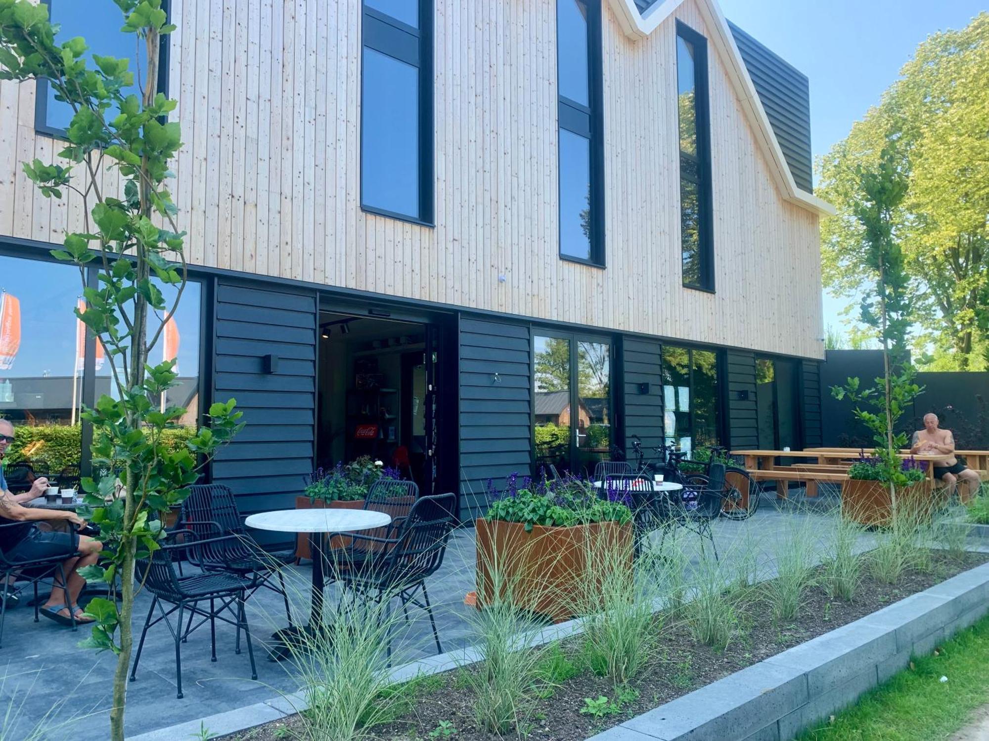 Tiny Haus Auszeit Am See Lathum Exterior photo