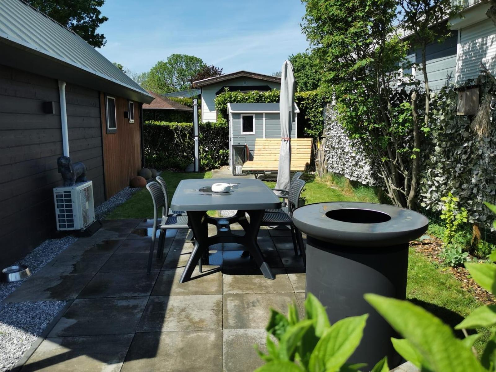 Tiny Haus Auszeit Am See Lathum Exterior photo